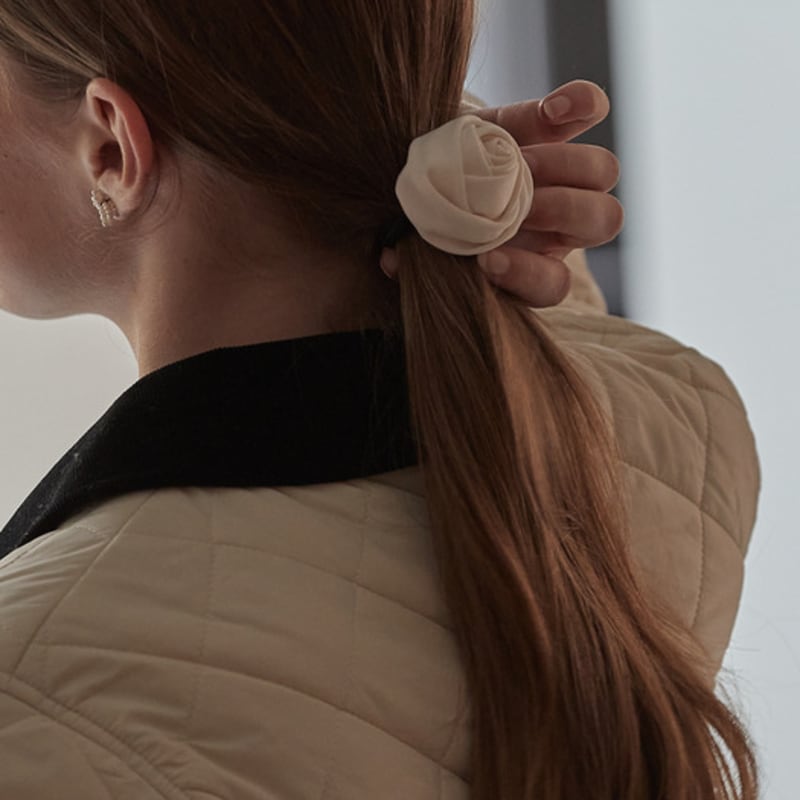 

BEMUSE MANSION Камелия акс - 4 вида Pin ivory