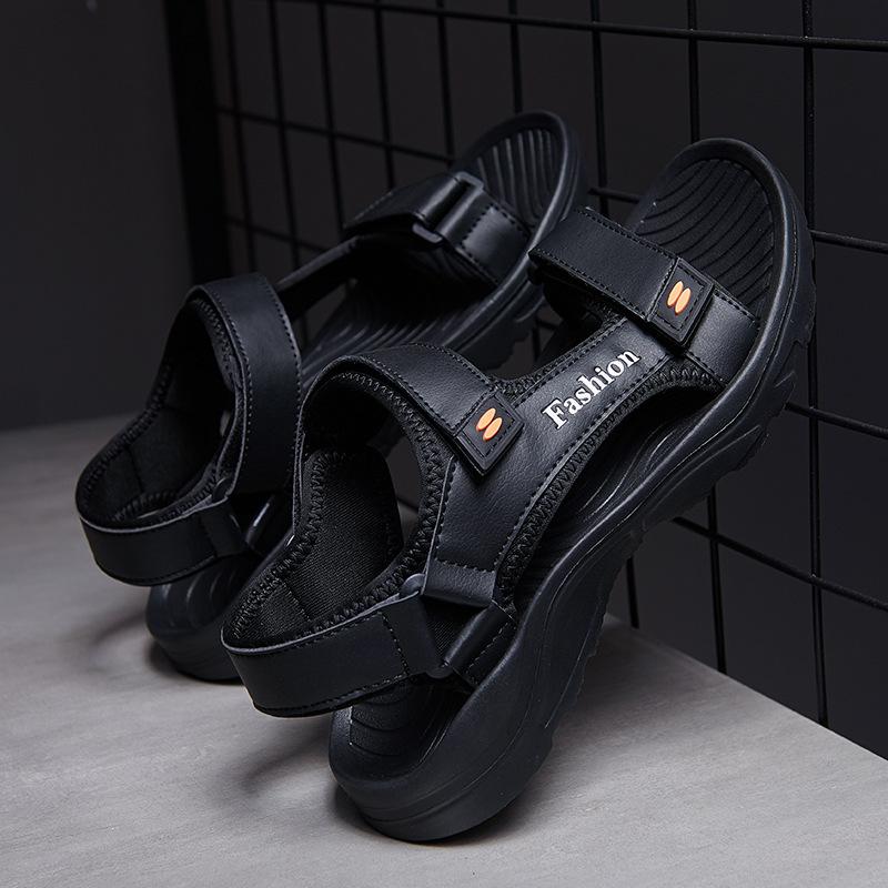 

Лето 2025 новые мужские пляжные туфли большого размера мягкая подошва персонализированные крутые шлепанцы дышащие кожаные сандалии 46