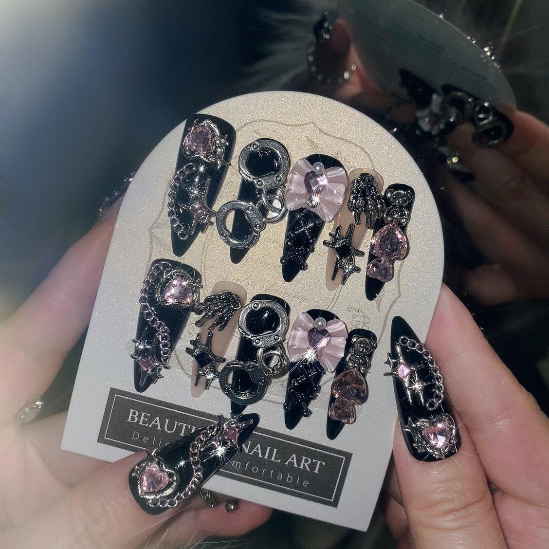

Handmade Nail Art Wearable Products Spicy Girl High-end Patches Butterfly Knot Dark E8
