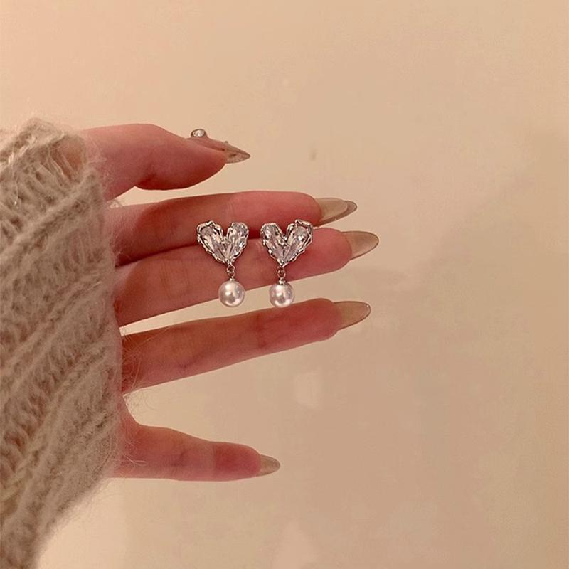 1 Paar Französisch Schöne Elegante Zirkon Herz Ohrstecker Für Frauen Koreanischen Stil Licht Luxus Vintage Perle Tropfen Ohrringe