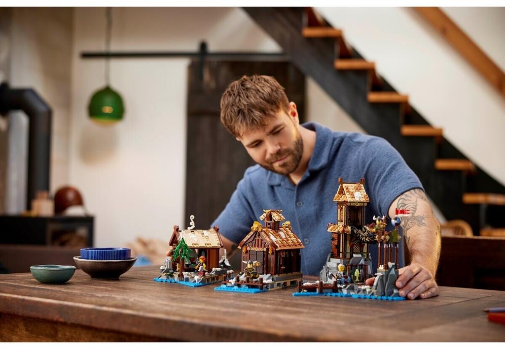 LEGO Ideas Constructor – Viking Village (21343)