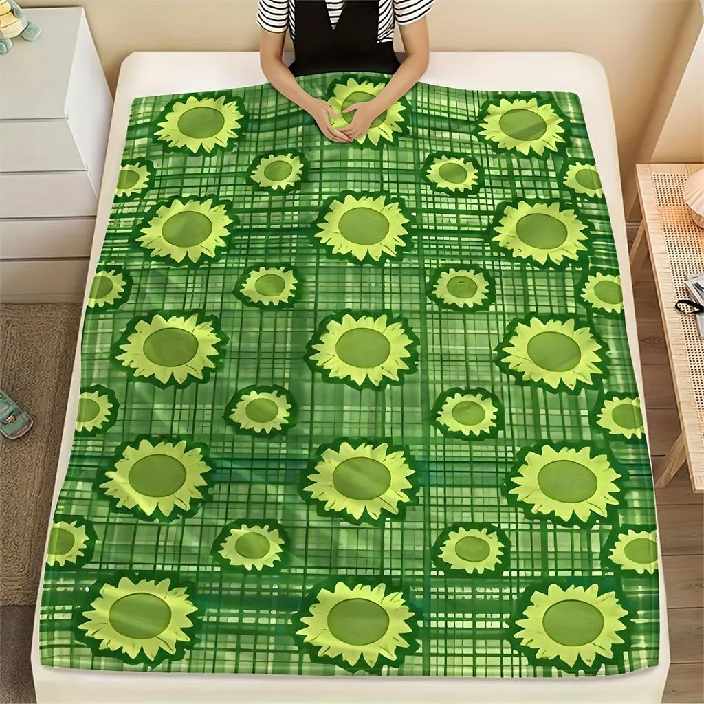 Ganzjahres- Flanell-Kuscheldecke | Grünes florales geometrisches Muster | Ultra-weiches Polyester | Vielseitig einsetzbar für Bett, Sofa & Camping