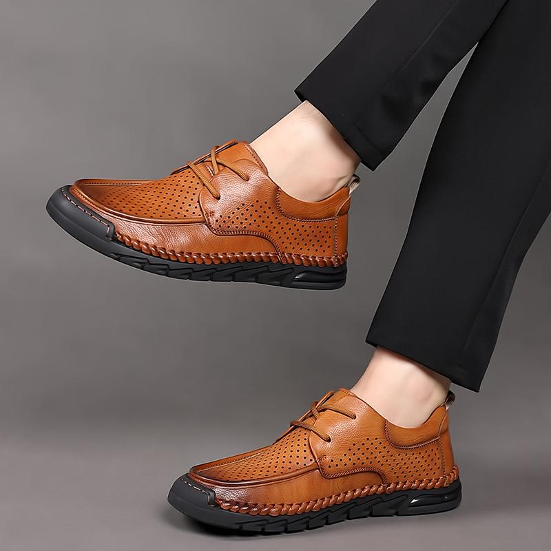 Fashion Summer High Quality Men's Punching Breathable Leisure Fashion Brand Men Outdoor Comfortable Driving Soft Non Slip Oxford Shoes