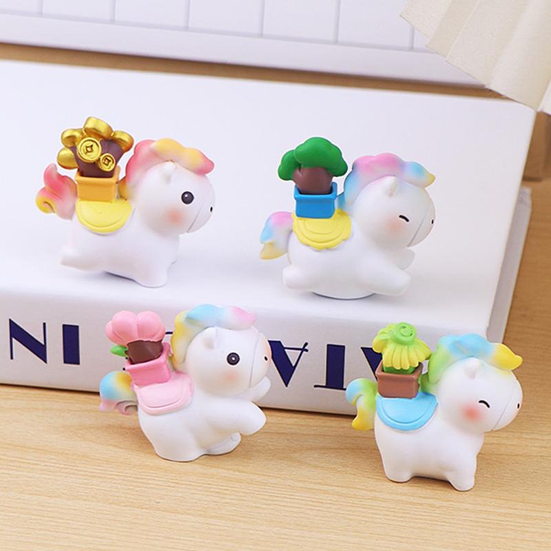 2026 Chinese Zodiac Horse Resin Ornament - Cute Desktop/Home New Year Mascot Gift
