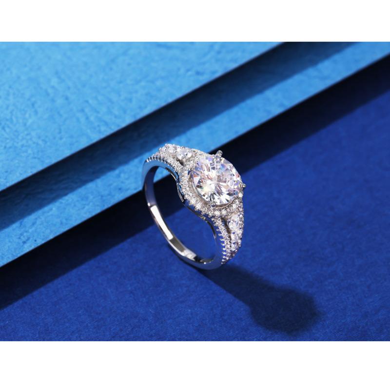 Bague Ringen Runder 8-mm-Ring mit künstlichem Diamant und voller Diamanteinlage. Verlobungs- und Antragsring aus 925er-Sterlingsilber mit 5A-Zirkon
