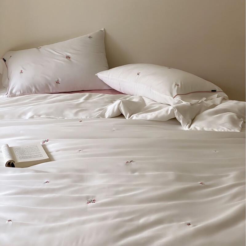 COMOLIVING Summer Tencel Blend 4-Piece Bedding Set - Scattered Elves