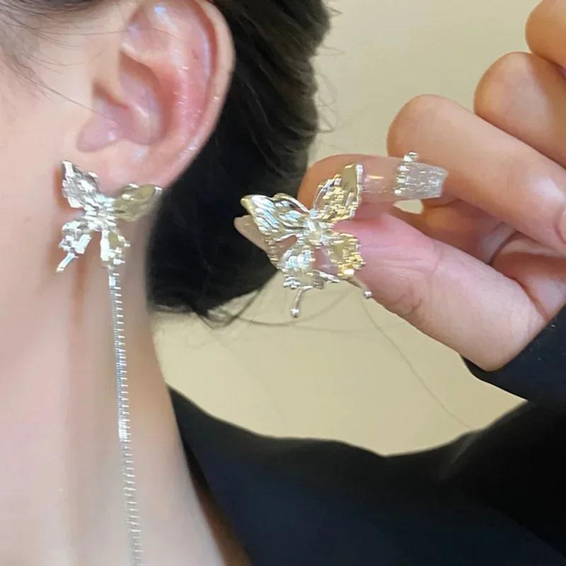 Unregelmäßige Halskette mit Schmetterling aus flüssigem Metall, silberfarben, Schmetterlingsanhänger, verstellbare Edelstahlkette, Punk-Hiphop-Schmuck