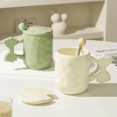 Cremefarbener Windbecher Mädchen Nischendesign Keramiktasse mit Deckel Löffel Großes Fassungsvermögen Paar Kaffee Frühstückstasse