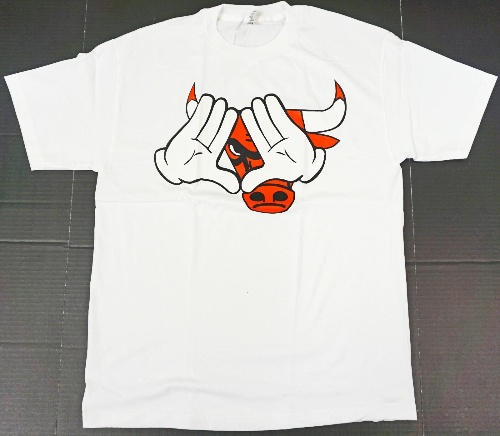 ILLUMINATI T-shirt Bulls Mickey Hands Tee Adult Mens White New XL