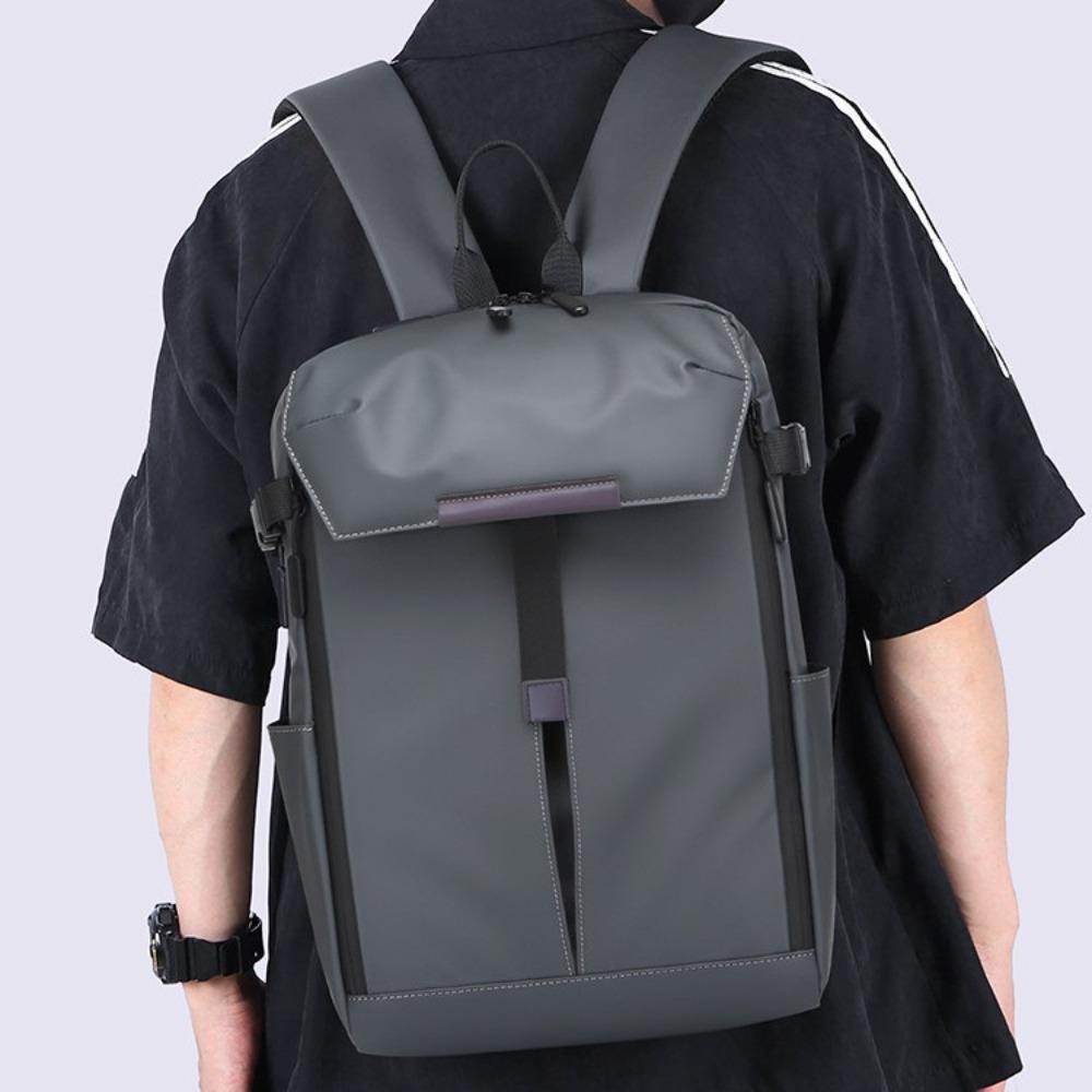 Men's backpack, helmet, business travel bag, computer bag, outdoor backpack, casual, breathable and comfortable