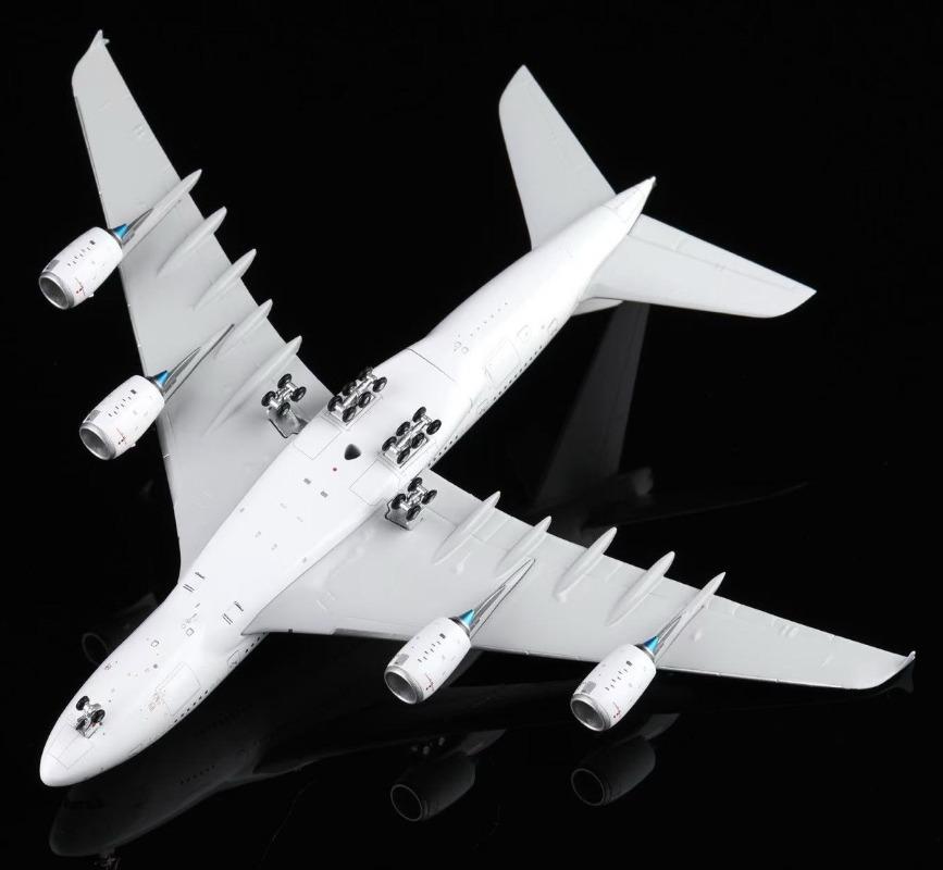 Diecast 1:400 Airbus A380 Blank White Livery Alloy Airplane Model Miniature Aircraft Play Vehicles Collectible Plane Toys Gifts