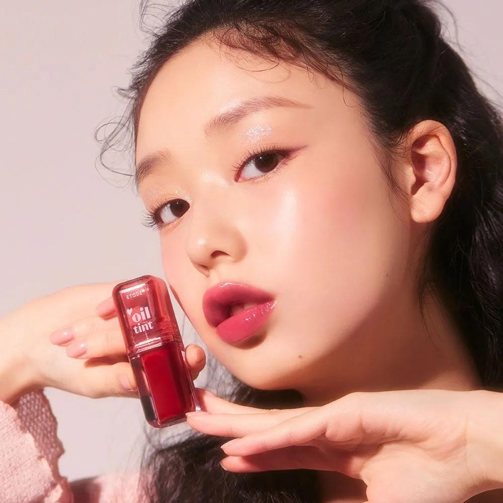 

Dear Darling Oil Tint 4.2g / Dazzling Tanghulu Glossy Lip Tint 06 Pink Oil