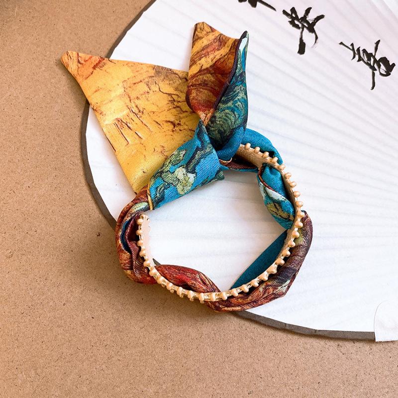 Geometric Resin Bangle: Trendy European-American Fashion Bracelet for Women
