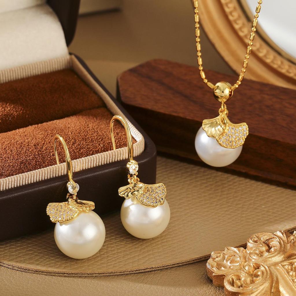 Ginkgo Leaf Zircon Earrings and Pearl Pendant Necklace Set: Luxury High-End Jewelry for Women