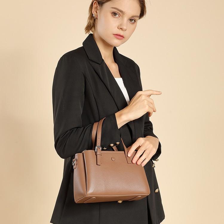 Commuter Versatile Leather Women's Bag New Cowhide Shoulder Messenger Bag Portable Tote Bag