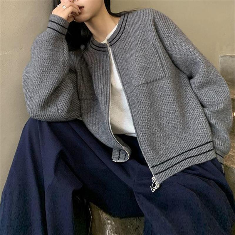 Autumn and winter new retro lazy style contrasting color crew neck knitted zipper cardigan fashionable versatile loose sweater women