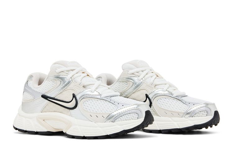 Women's Sneakers Nike V5 RNR Sail Light Orewood Brown (Women's) Summit White/Sail/Black/Light Orewood Brown
