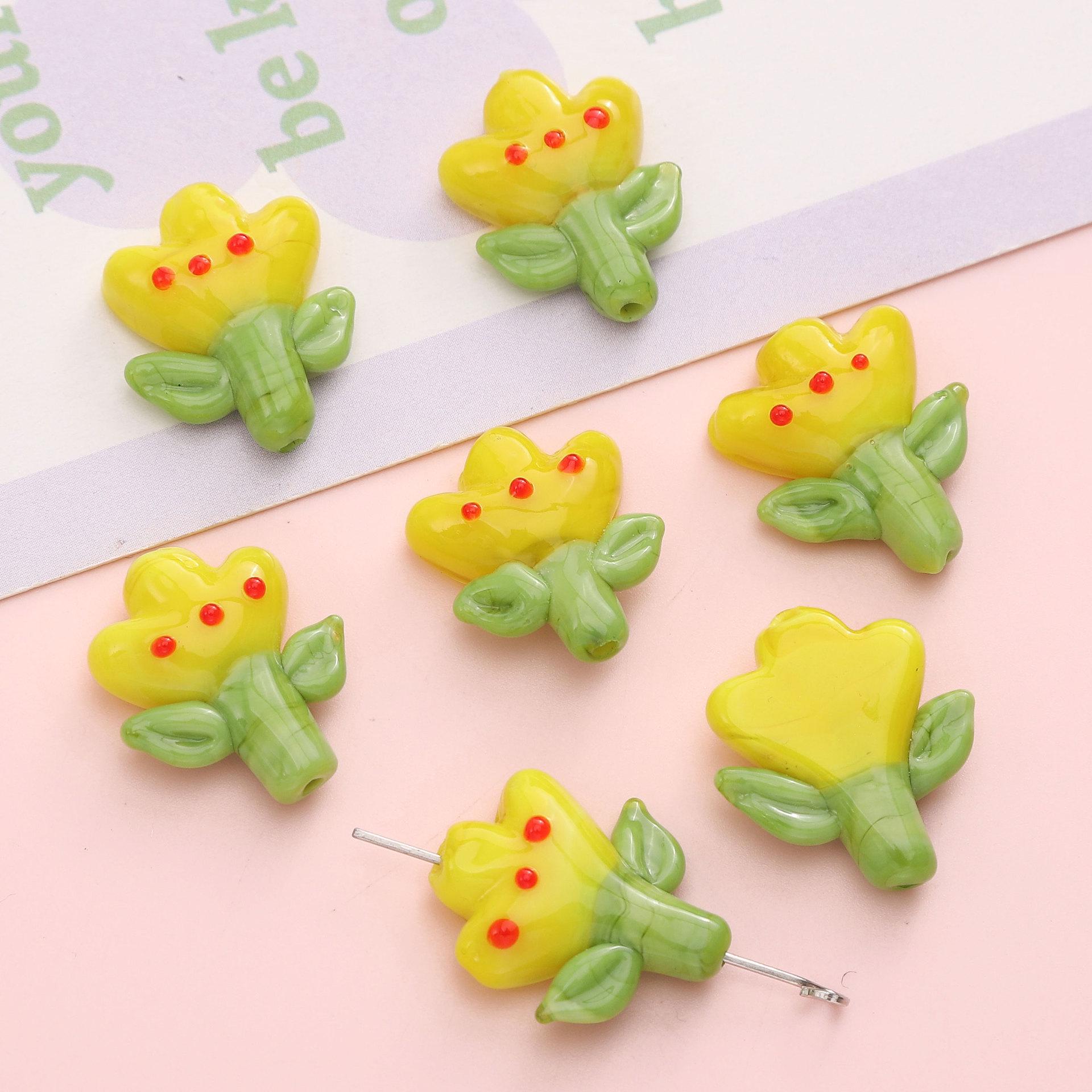 

18x22mm Retro Tulip Glass Beads for Handmade DIY Jewelry and Clothing Accessories 18x22 mm, 1.5 mm hole, 1 piece/pack