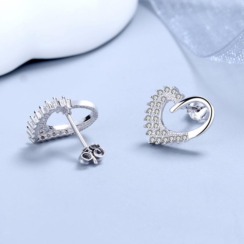 S925 Sterling Silver Heart-Shaped Stud Earrings Korean Style Diamond Fashionable Temperamental All-Match Women's Silver Stud Earrings