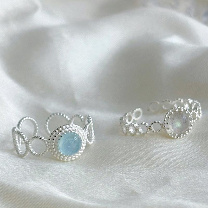 Round hollow resin opening ring, Korean fashion temperament index finger ring, versatile niche light luxury jewelry women