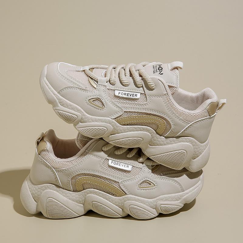 

2025 little white shoes women s autumn new Korean version ins female students leisure sports versatile board shoes street shot F666 35