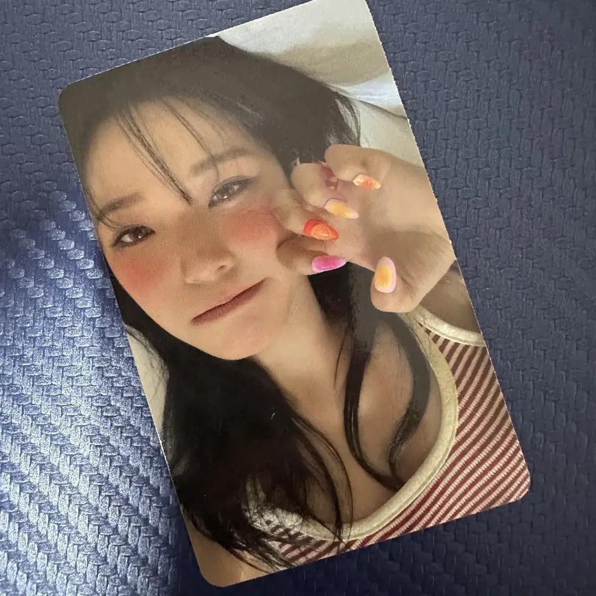 

Фотокарточка Fromis9 Jiheon Lacube