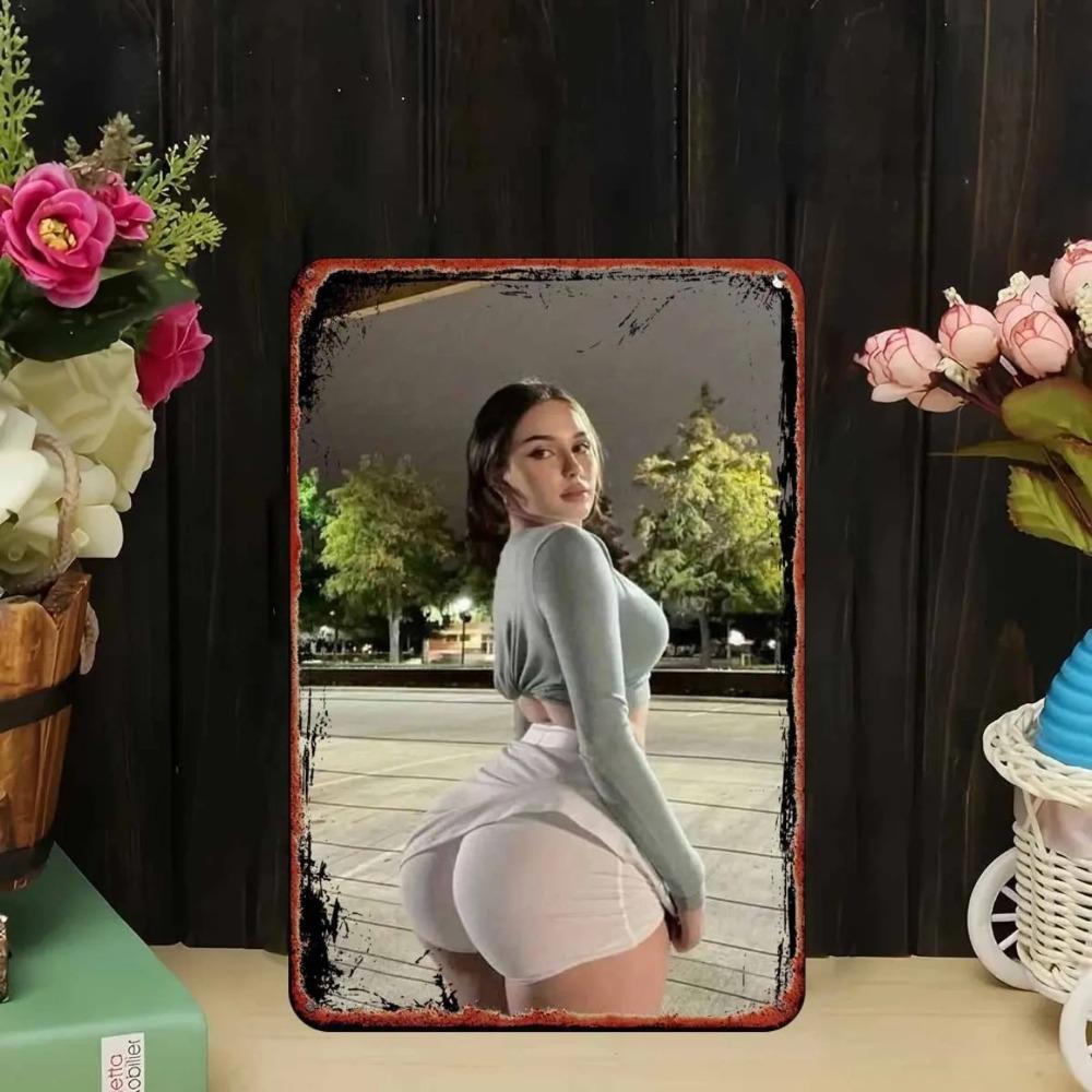 

Metal Wall Art Decor Women Sexy Home Decor for Bedroom Bar Garage Gift 20x30cm