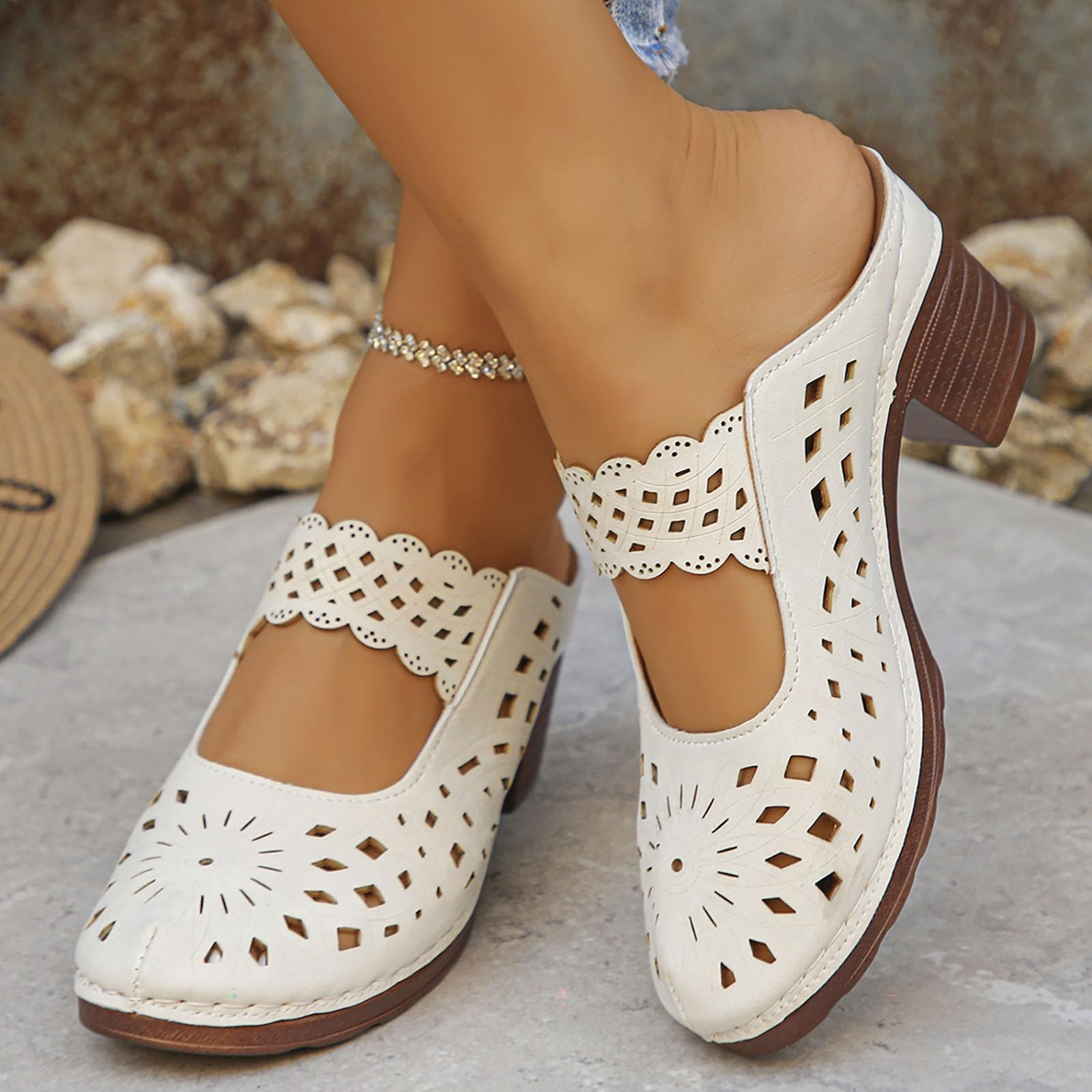 

Large size thick heel Baotou fashionable versatile casual high-heeled slippers 42 білий