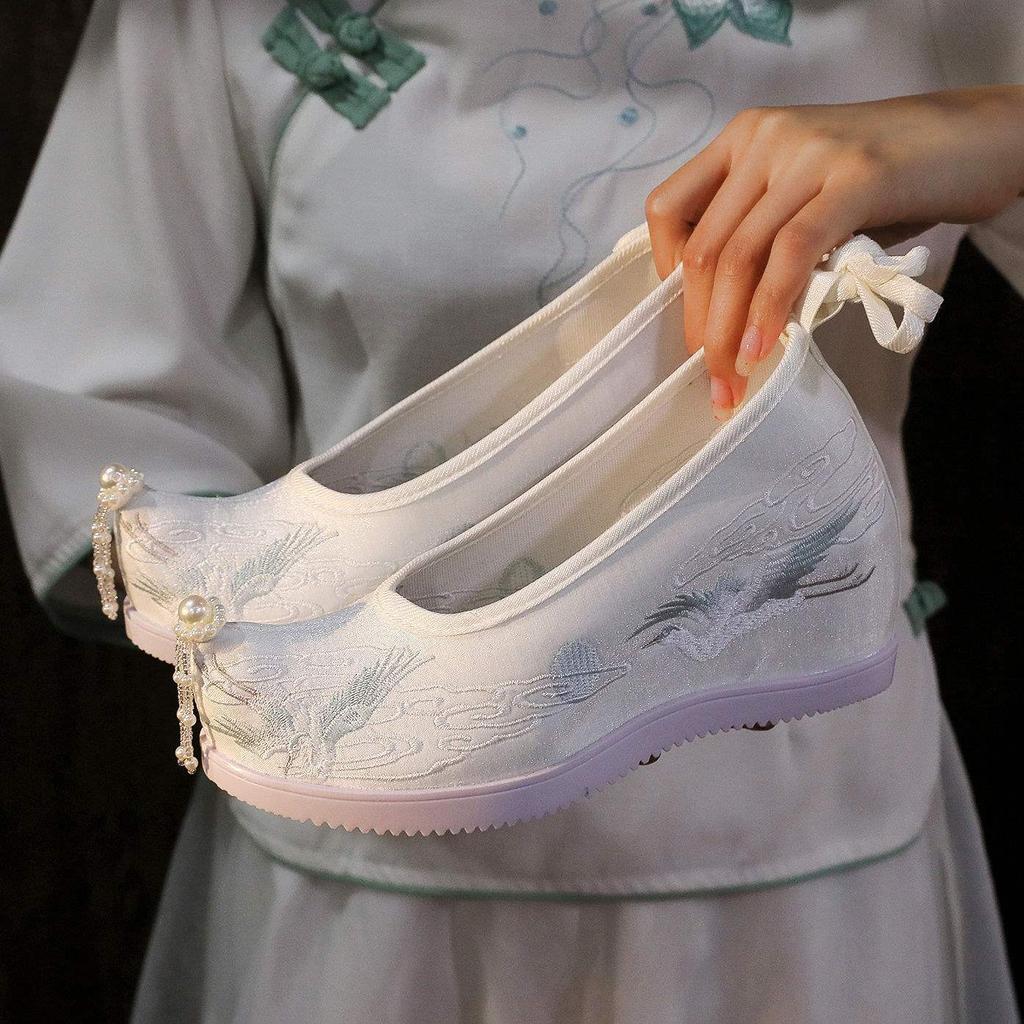 New inner shoes Hanfu women's shoes bow shoes embroidered shoes upturned new Chinese style ancient shoes