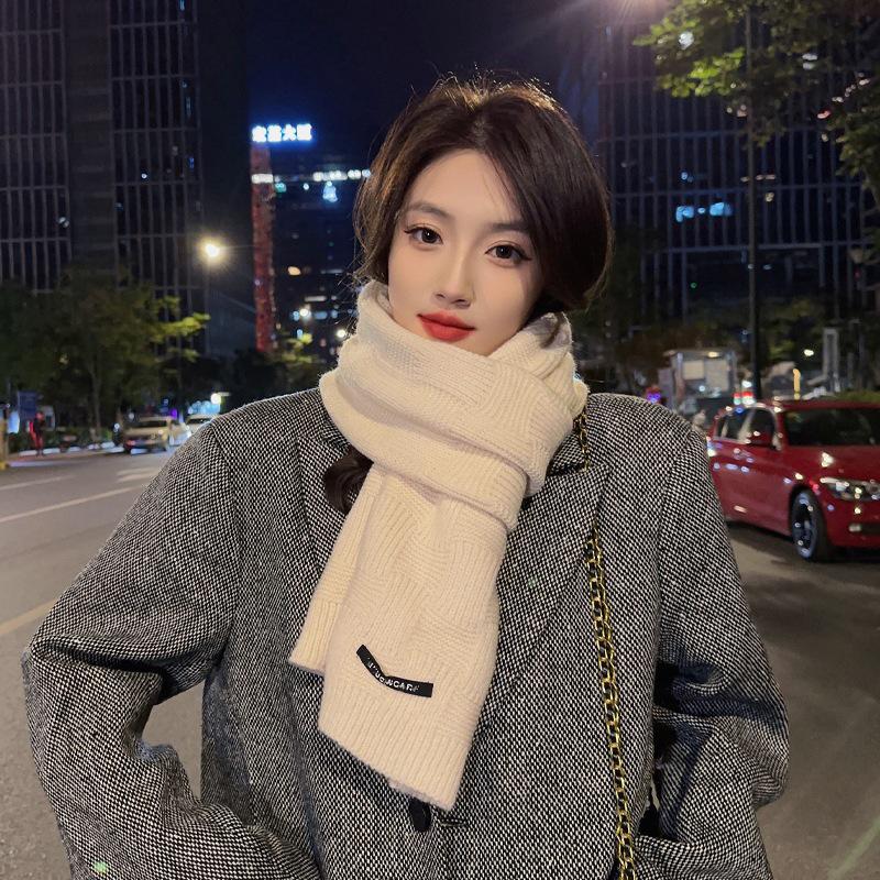 Korean Style Double-Sided Plaid Neck Warmer Scarf – Extra Long & Thick for Couples and Women