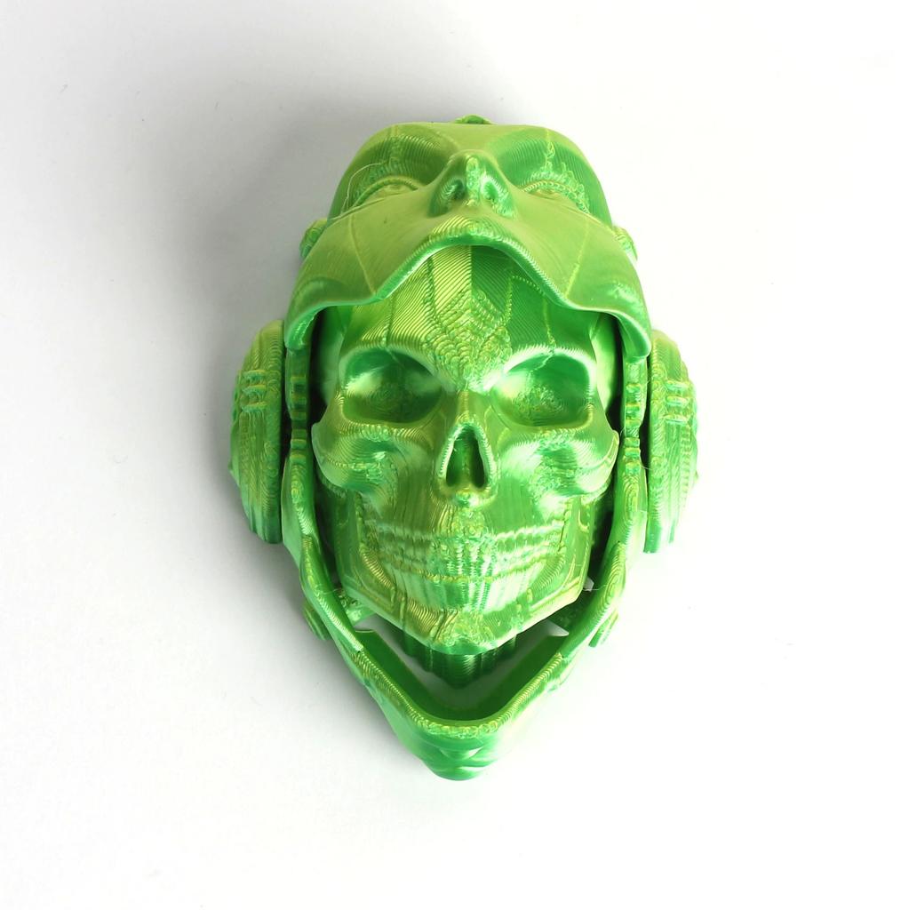 3D Printed Mechanical Skull Figurine: Transformable, Desktop Decor, Holiday Gift (Halloween/Xmas), Multi-Color, Durable