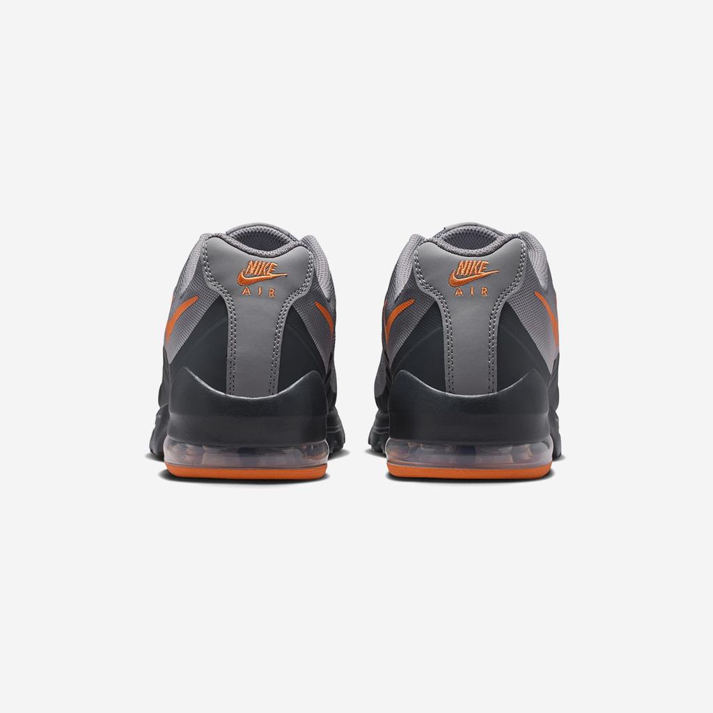 Nike NIKE AIR MAX INVIGOR 749680-009