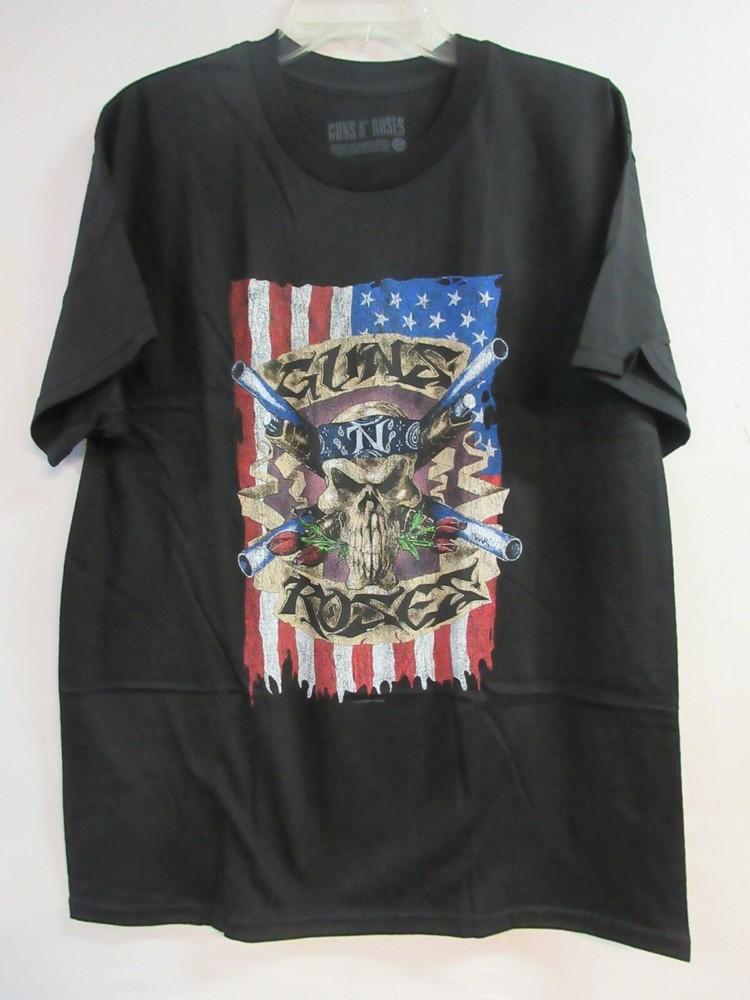 

GUNS n ROSES OFFICIAL MERCH FLAG 2017 BAND CONCERT MUSIC LARGE Unisex T-Shirt XXXXL