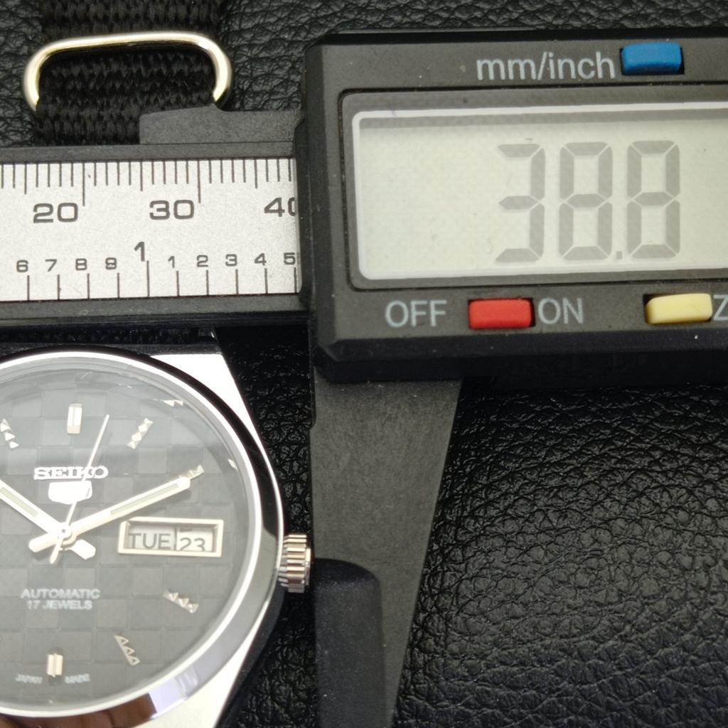 REFURBISHED AUTOMATIC SEIKO 5 MENS WATCH JAPAN MADE BLACK DIAL CUSTOM a440065-2 QV90-a440065