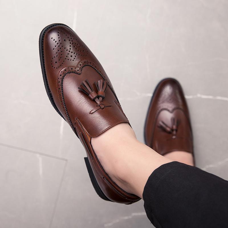 Fashion Big Size 38-48 Men Brogue British Oxford Dress Shoes Male Gentleman PU Leather Footwear Zapatos Hombre Flats Tassel Men Loafers