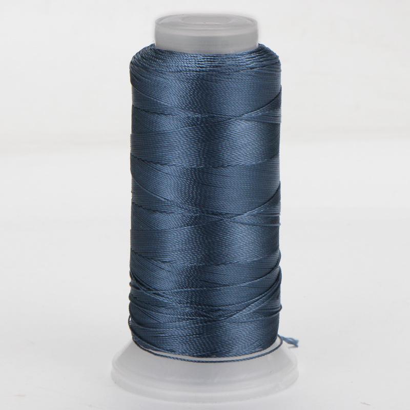 Czerwony pleciony sznurek 0,8 mm 18-żyłowy do nawlekania koralików, węzłów chińskich, frędzli, owijania drutem i bransoletek DIY.