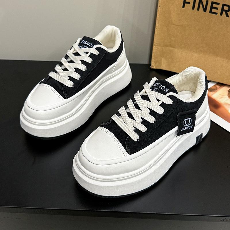 

Customized platform white shoes women s new autumn popular ins in 2025 trendy versatile niche sports and leisure board shoes 35
