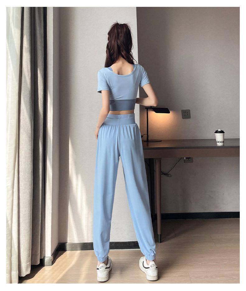 2025 Women's Quick-Dry Sportswear Set: Summer Gym & Yoga Suit with Casual Green Pants
