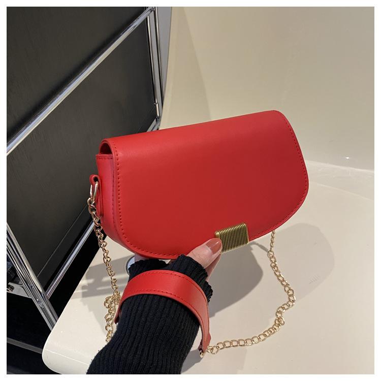 2025 new temperament fashion design single shoulder crossbody foreign style solid color retro fresh underarm texture crossbody bag bag