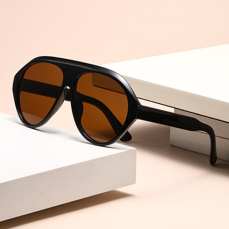 Vintage Oversized Oval Sunglasses Woman Men Fashion One-piece Design Sun Glasses Outdoor Driving Traveling Shades Glasses UV400