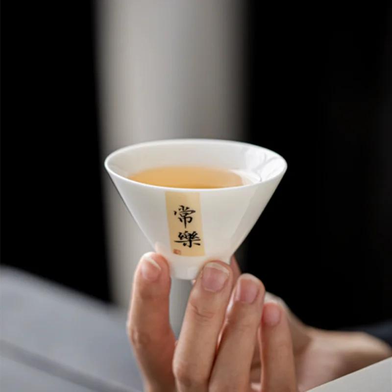 1 Pc Chinese Vintage Hand-painted Ceramic Tea Cup Handmade White Porcelain Tea Bowl Teacup Travel Tea Set Meditation Cup 60ml