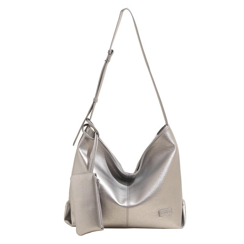 Nová módní ležérní taška Dámská dojížděcí velkokapacitní taška přes rameno Jednobarevná taška Messenger