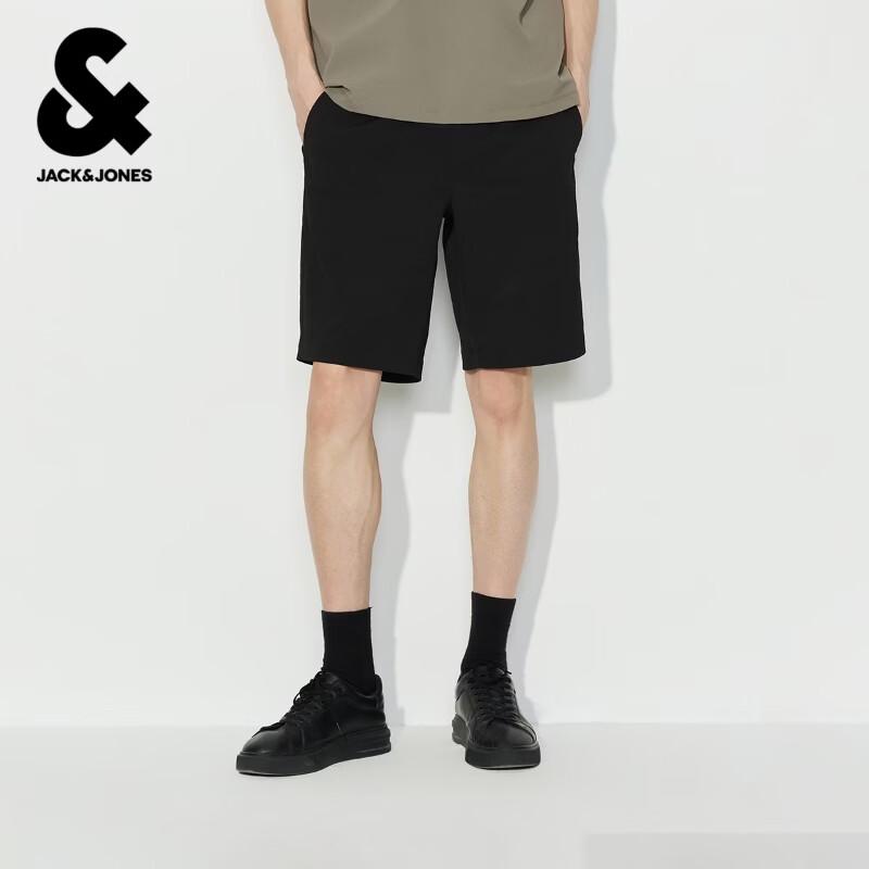 Jack & Jones Men s Vertical Stripe Drawstring Shorts M (175)