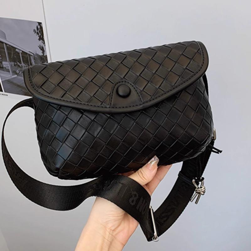 Nischendesign High-End gewebte Gürteltasche Damen einfache Pendler-Umhängetasche Mode vielseitige lässige Umhängetasche Brusttasche
