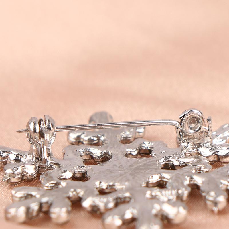 Strassprydd Snöflinga Vinter Dam Mode Brosch Glittrande Kristall Broschnålar Smycken Broscher Dam Julklapp