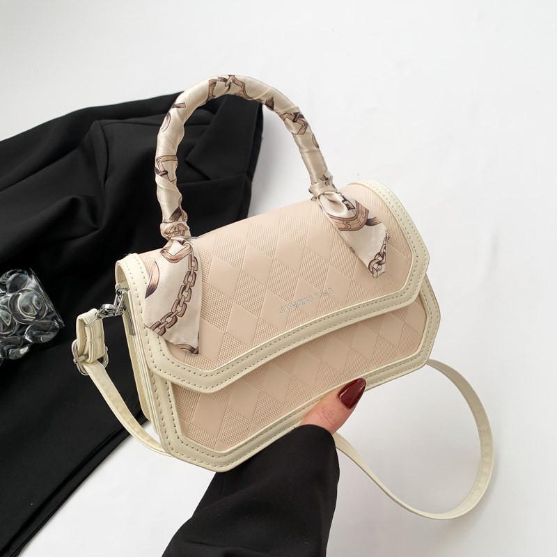 Fashionable Minimalist Crossbody Bag Chic Small Square Handbag For Daily Use In Various Colors