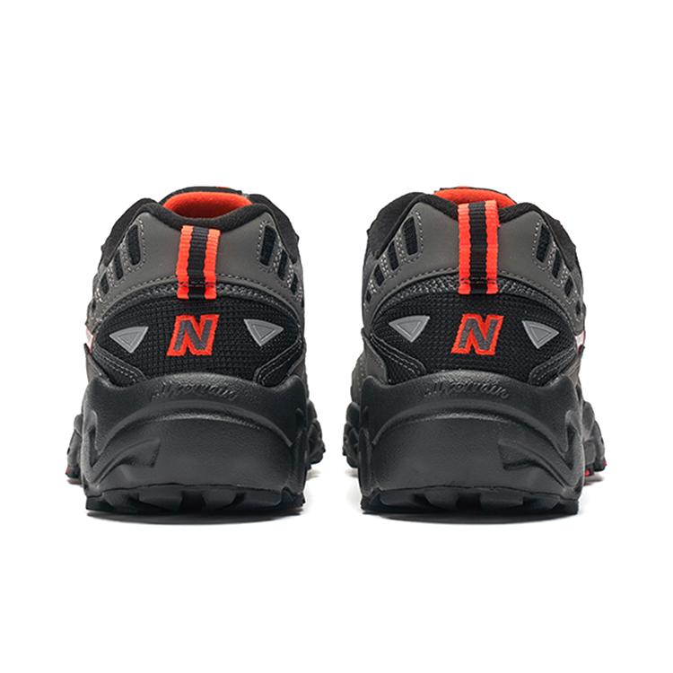 New Balance 703 Black/Grey