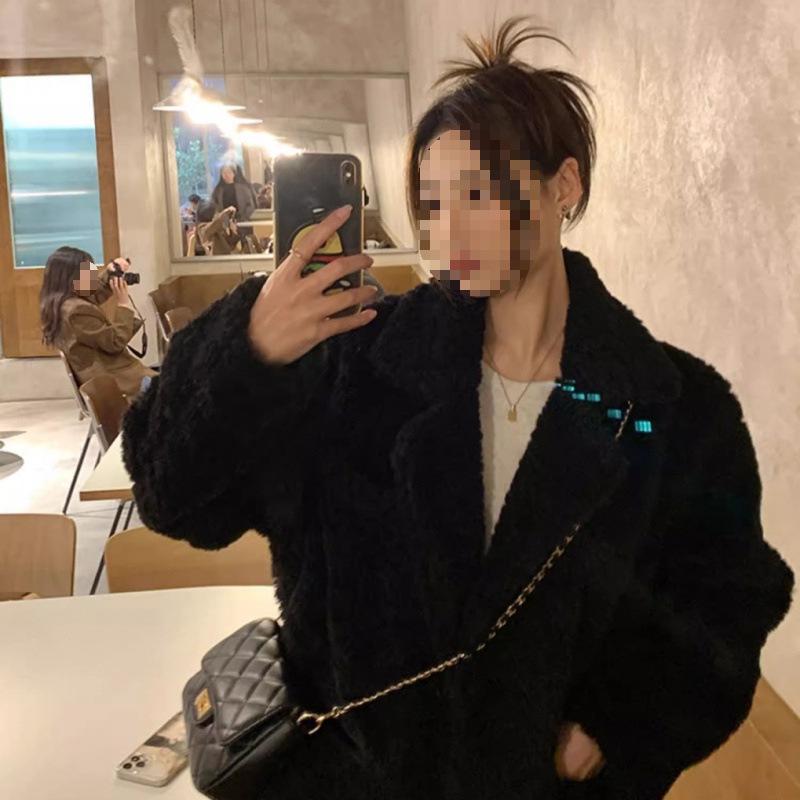 

Женское пальто средней длины из пушистой замши и овечьей шерсти, осень/зима 2024 M 107-123 lbs