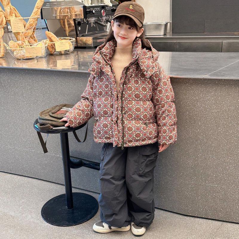 Vestiti spessi in cotone per bambine autunno e inverno caldi per bambini con fiori cappotto in cotone per neonati