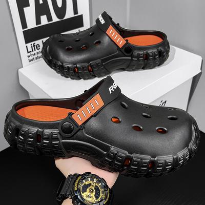 2024 Designer Men Summer Sandals Clogs Home Platform Garden Slippers Casual Slides Soft Sole Light Beach Clogs Slipper